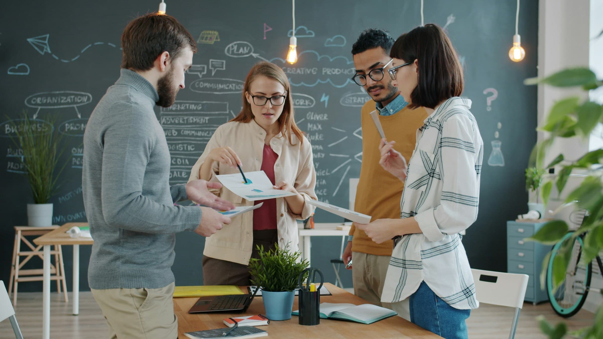 International founders collaborating through FounderScape